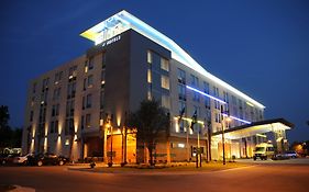 Aloft By Marriott Buffalo Airport